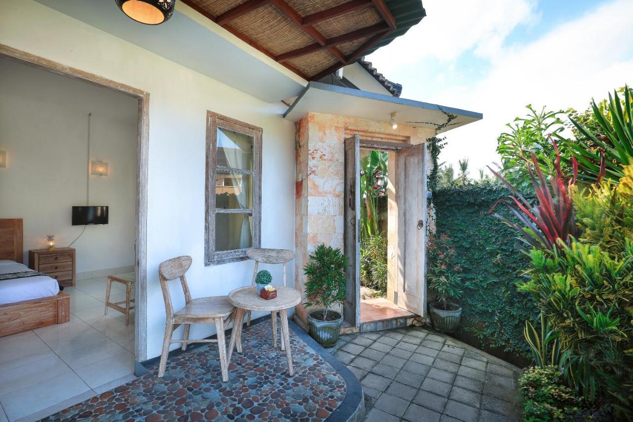 Ubud Glassy Villa By Pramana Villas Екстер'єр фото